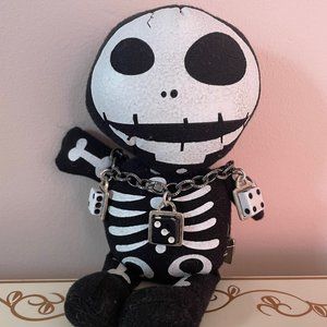 A skeleton of compliments - Vintage dice bracelet!